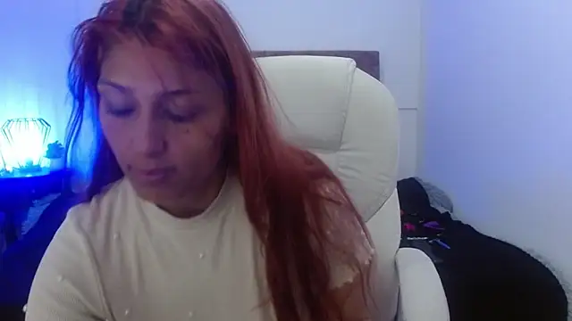 elena detroya online show from March 4, 2025, 12:33 pm