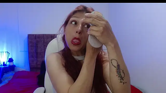 elena detroya online show from March 11, 2025, 12:28 pm