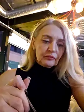 amelia blondy online show from February 2, 2025, 4:43 pm