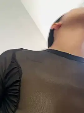 Snapshot of Nikothyna chatting on March 7, 2026, 8:39 pm Nikothyna online show from March 7, 2026, 8:39 pm