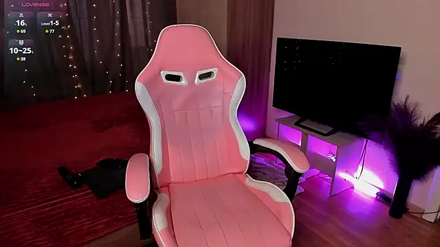 Jane Paws online show from October 21, 2025, 2:12 am