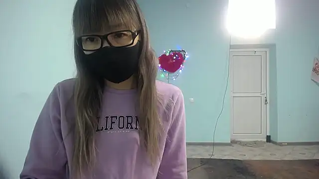 elllaaxx online show from February 15, 2025, 3:52 am