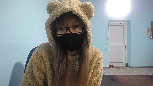 elllaaxx online show from February 22, 2025, 4:40 am