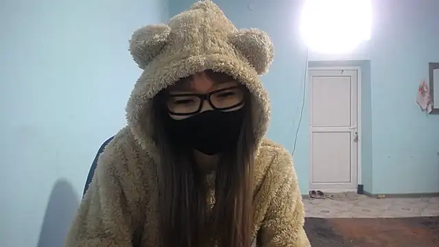 elllaaxx online show from March 1, 2025, 6:46 am