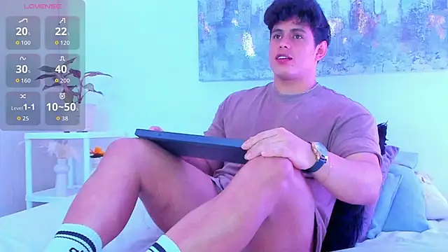 arminjones1 online show from October 4, 2025, 3:37 am