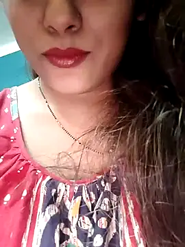 Snapshot of sexyindi_couple chatting on February 4, 2025, 5:34 pm sexyindi couple online show from February 4, 2025, 5:34 pm