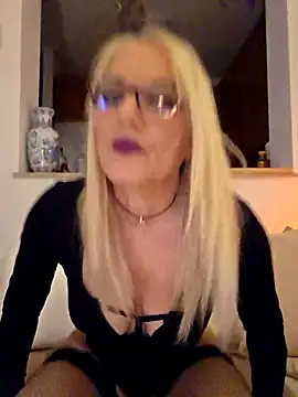 kikkastar online show from January 15, 2026, 8:56 pm