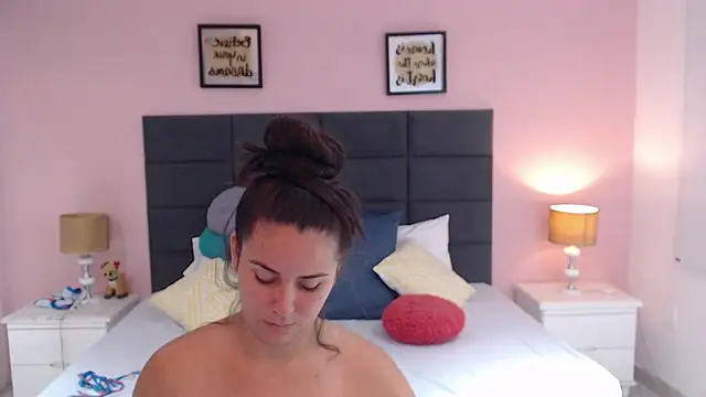 MadisonJenner online show from January 19, 2025, 2:59 pm