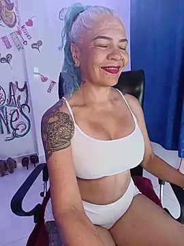 freyadevil333 online show from February 8, 2026, 12:58 am