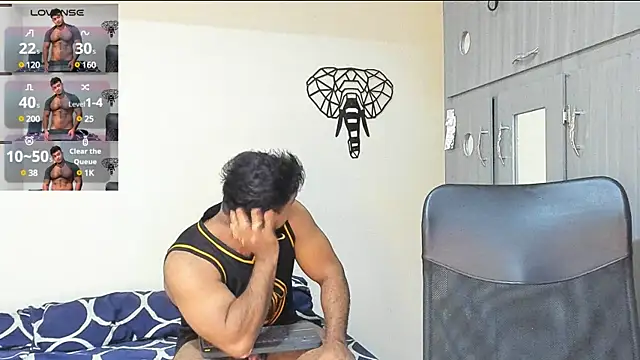 Big furry bear13 online show from December 18, 2024, 5:26 am