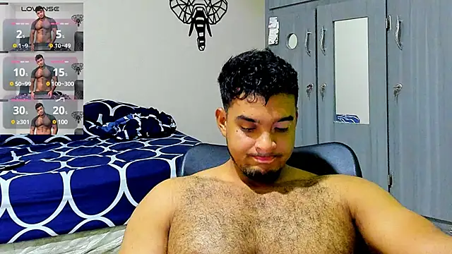 Big furry bear13 online show from February 13, 2025, 4:43 am