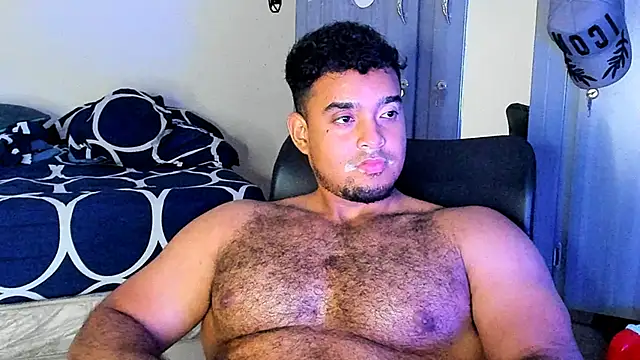 Big furry bear13 online show from March 18, 2025, 8:14 am