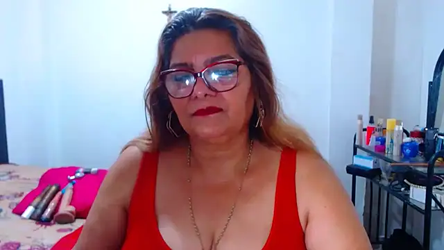 Snapshot of maturehot649 chatting on February 9, 2026, 2:04 am maturehot649 online show from February 9, 2026, 2:04 am