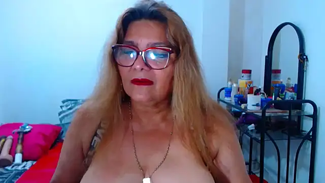 Snapshot of maturehot649 chatting on March 1, 2026, 2:13 am maturehot649 online show from March 1, 2026, 2:13 am