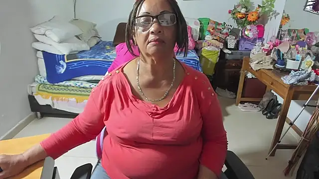 Mrs mommy  online show from September 19, 2025, 11:27 pm