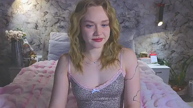 Aurora Golden1 online show from February 21, 2026, 5:14 pm