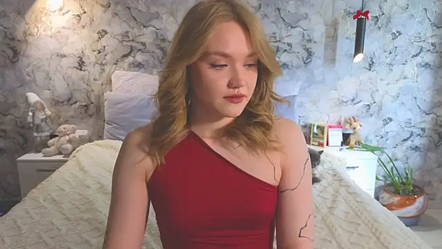 Aurora Golden1 online show from April 28, 2026, 3:33 am