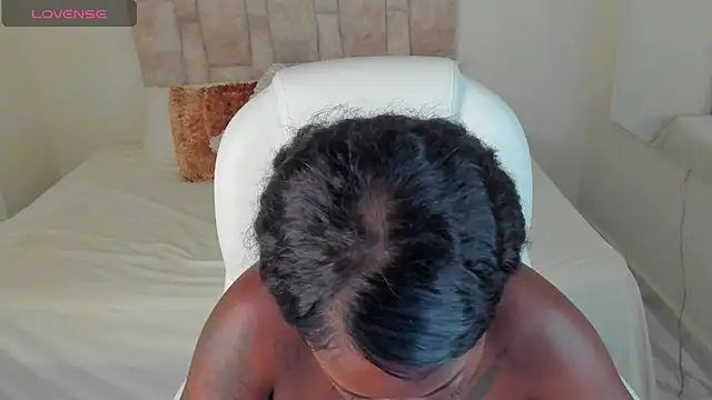 Ananya Kay01 online show from November 12, 2025, 3:51 am