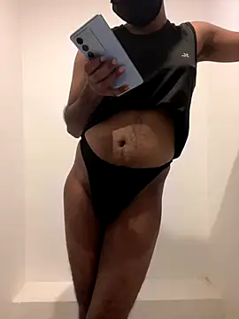 Bluelover0812 online show from December 4, 2024, 12:08 am