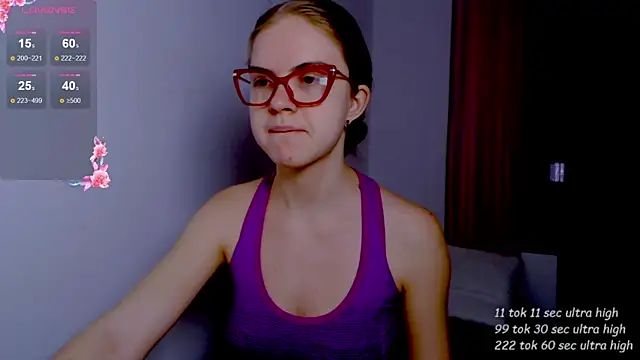 Snapshot of Sarah_HS chatting on May 9, 2026, 7:08 pm Sarah HS online show from May 9, 2026, 7:08 pm