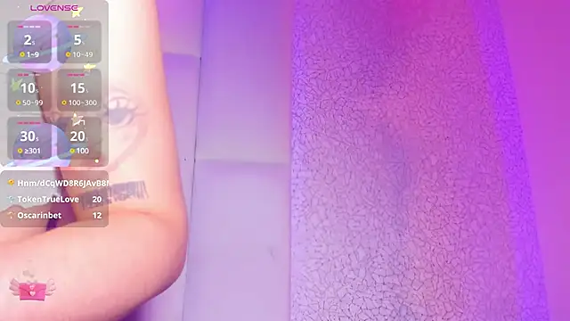 Snapshot of Summer_walkerr chatting on February 16, 2025, 3:48 pm Summer walkerr online show from February 16, 2025, 3:48 pm