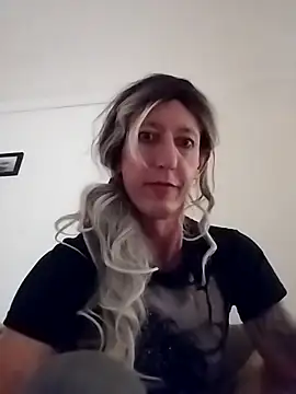 AlexiaXXL online show from March 10, 2026, 1:43 am