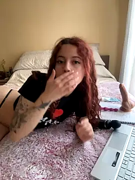 frikigyal online show from November 8, 2025, 10:19 pm