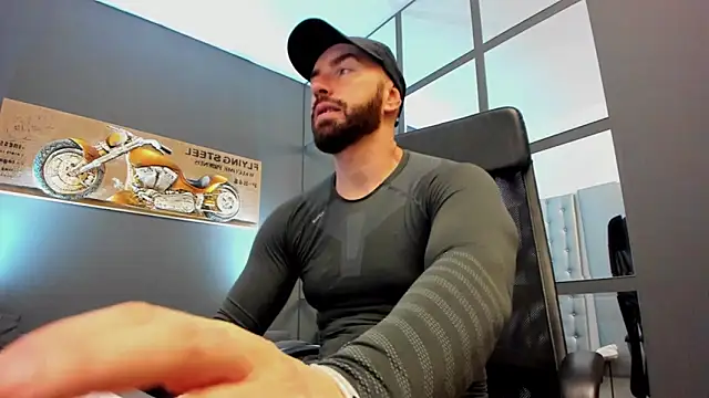 AronGrant online show from February 3, 2025, 8:24 am