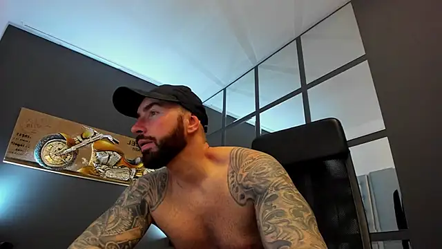 AronGrant online show from February 4, 2025, 8:24 am