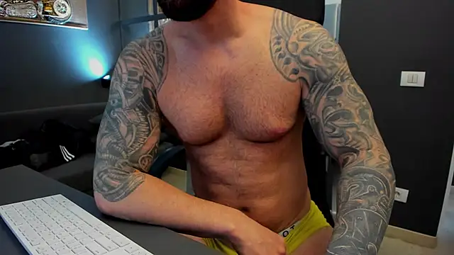 AronGrant online show from February 8, 2025, 11:55 am