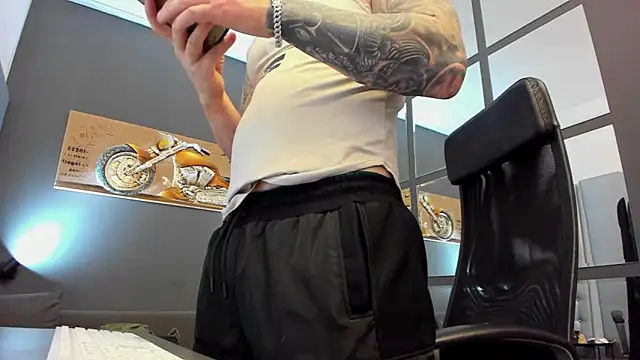 AronGrant online show from February 22, 2025, 9:23 am