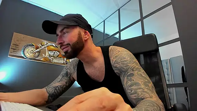 AronGrant online show from March 4, 2025, 9:40 am