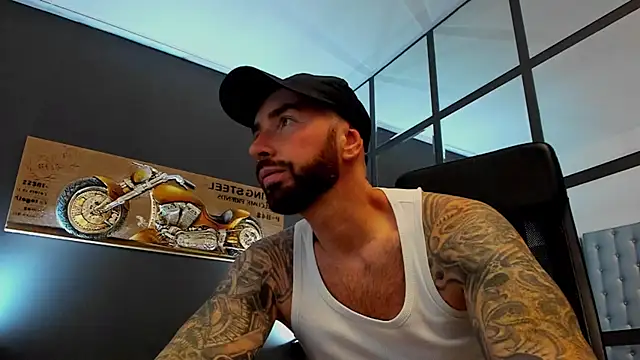 AronGrant online show from October 17, 2025, 10:07 am