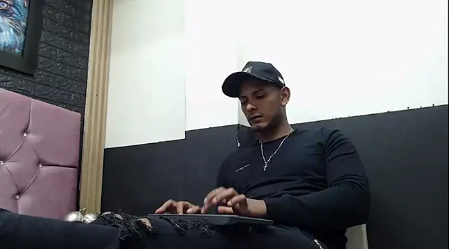 Chris Dick23 online show from January 22, 2025, 5:26 am