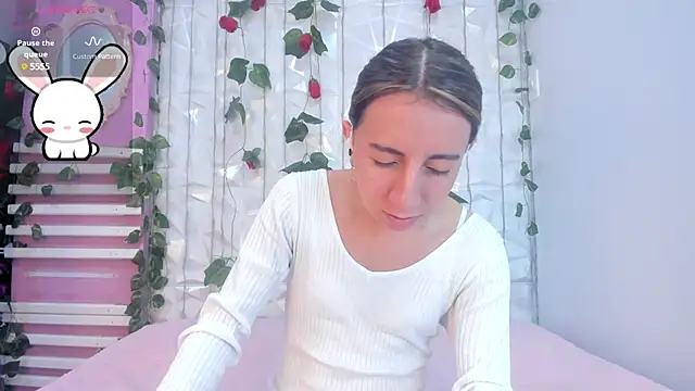 Miiaa doll online show from February 12, 2025, 11:51 am