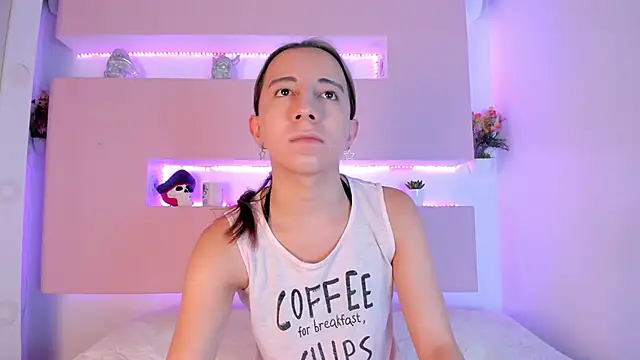 Miiaa doll online show from February 17, 2025, 11:55 am