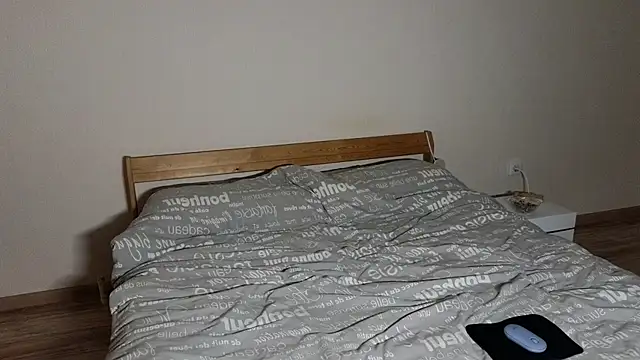 Ola dushek online show from April 25, 2026, 7:55 pm