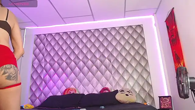 CoupleSwingerLatin online show from February 14, 2026, 4:42 am