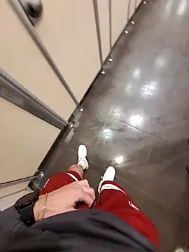 sevvvvsevvvv1 online show from March 8, 2026, 3:27 pm