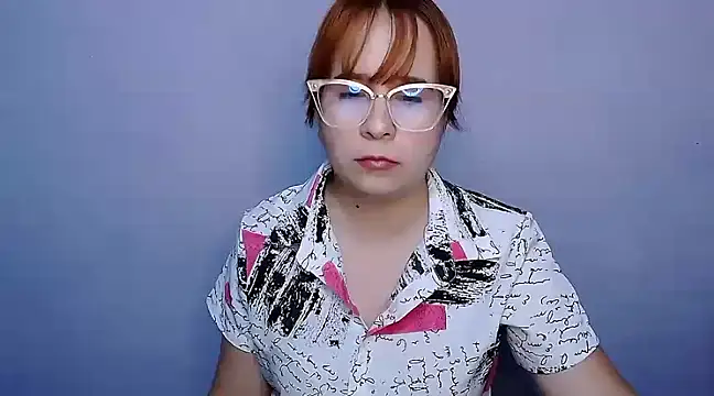 Snapshot of SubLayla01 chatting on February 13, 2025, 9:17 pm SubLayla01 online show from February 13, 2025, 9:17 pm