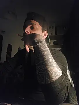 nftmodel online show from January 13, 2026, 4:40 am