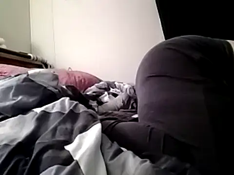 Snapshot of missthickness35_Pika chatting on January 18, 2025, 11:55 pm missthickness35 Pika online show from January 18, 2025, 11:55 pm