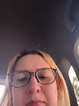 amooraaamoon online show from February 4, 2025, 6:49 pm