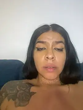 AbbyFtLuna online show from December 26, 2024, 6:52 am