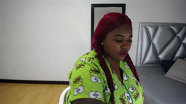 exotic karmella online show from January 5, 2026, 9:29 pm