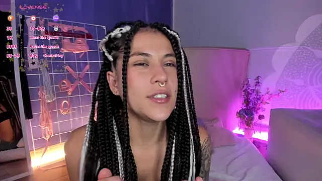 Snapshot of Hellen_dumont chatting on January 27, 2025, 5:25 am Hellen dumont online show from January 27, 2025, 5:25 am