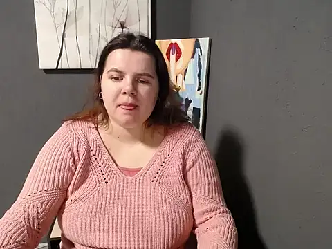 so shy online show from February 28, 2025, 7:05 am