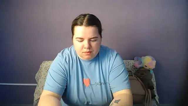 Snapshot of so_shy chatting on June 9, 2026, 6:14 am so shy online show from June 9, 2026, 6:14 am