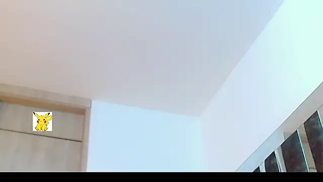 Snapshot of honey_skin chatting on February 8, 2025, 7:05 pm honey skin online show from February 8, 2025, 7:05 pm