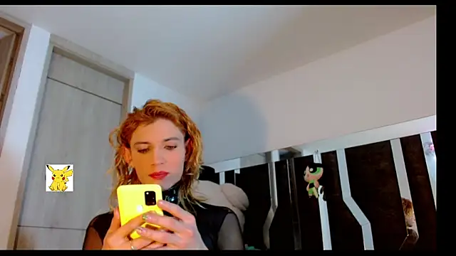 Snapshot of honey_skin chatting on March 13, 2025, 12:13 pm honey skin online show from March 13, 2025, 12:13 pm